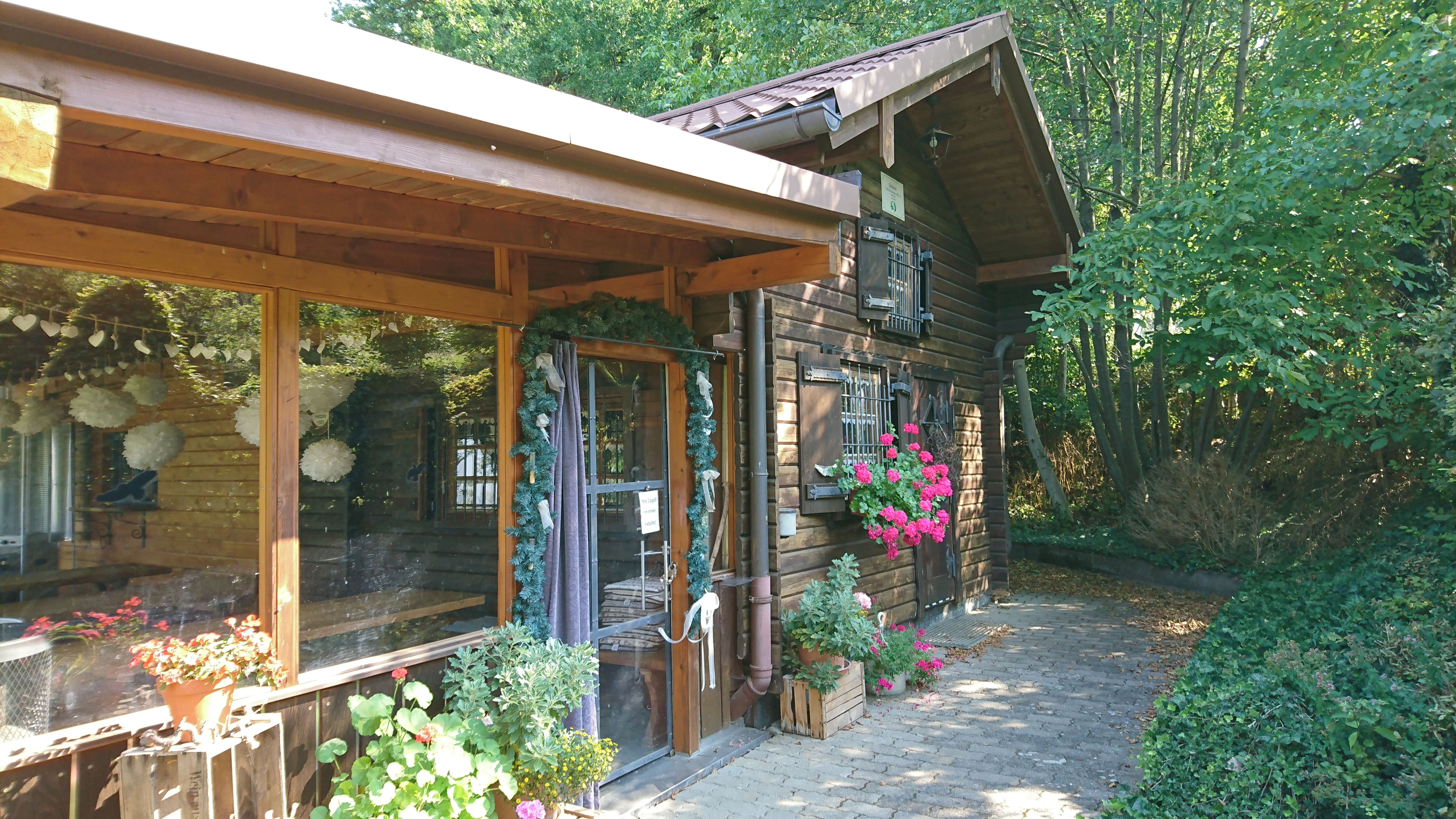 Hütte_Weinfest.JPG
