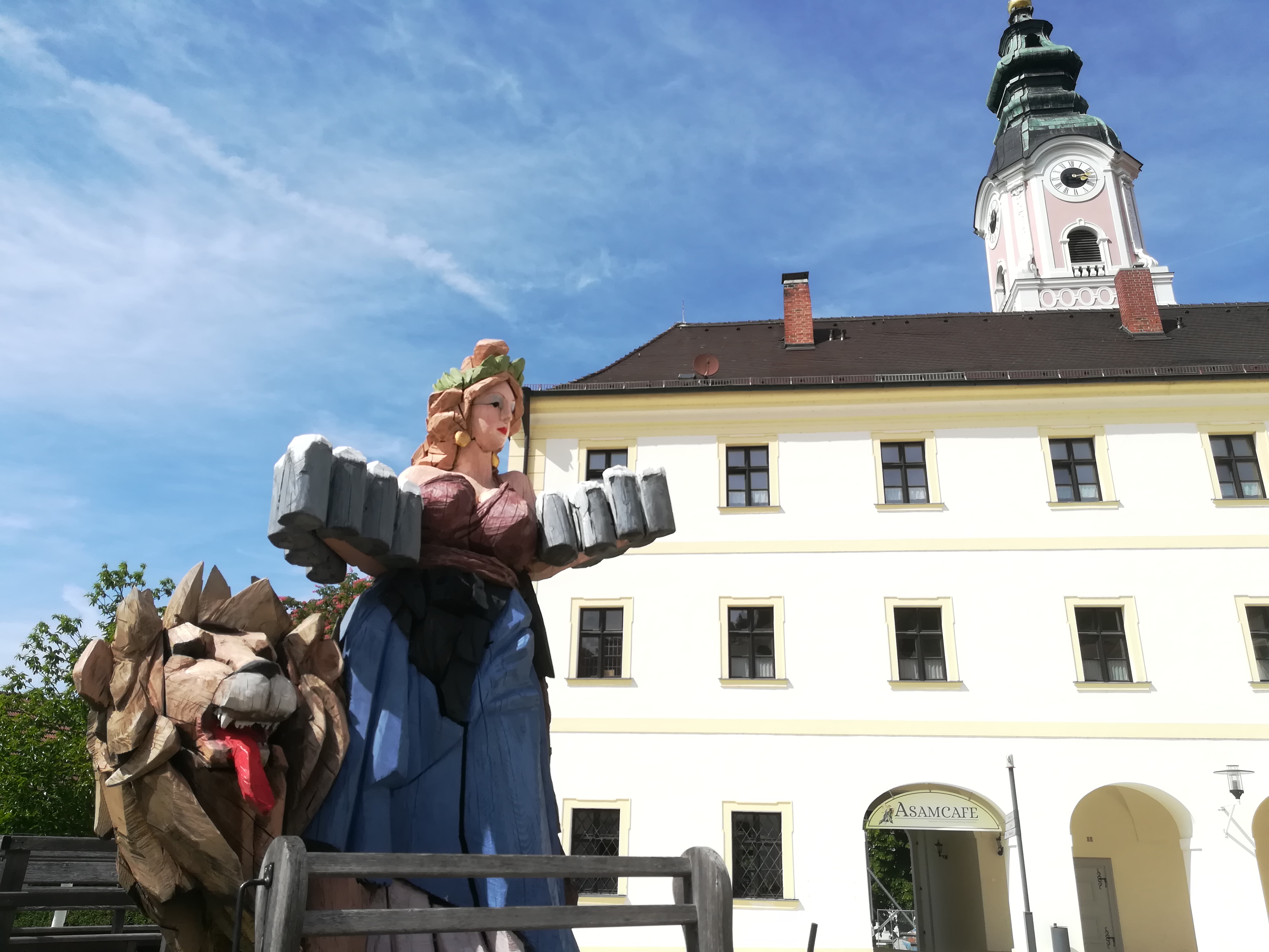 Bavaria Kirche3.jpg
