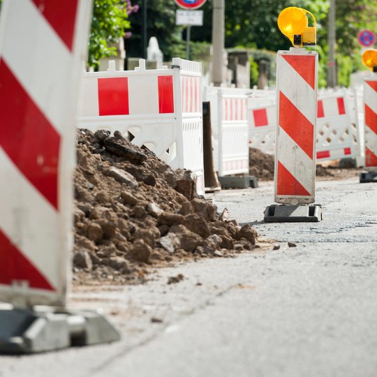 beginn-der-kanal-und-wasserleitungsbauarbeiten-in-kesselostheim-thumbnail-c6c6c87c.jpg