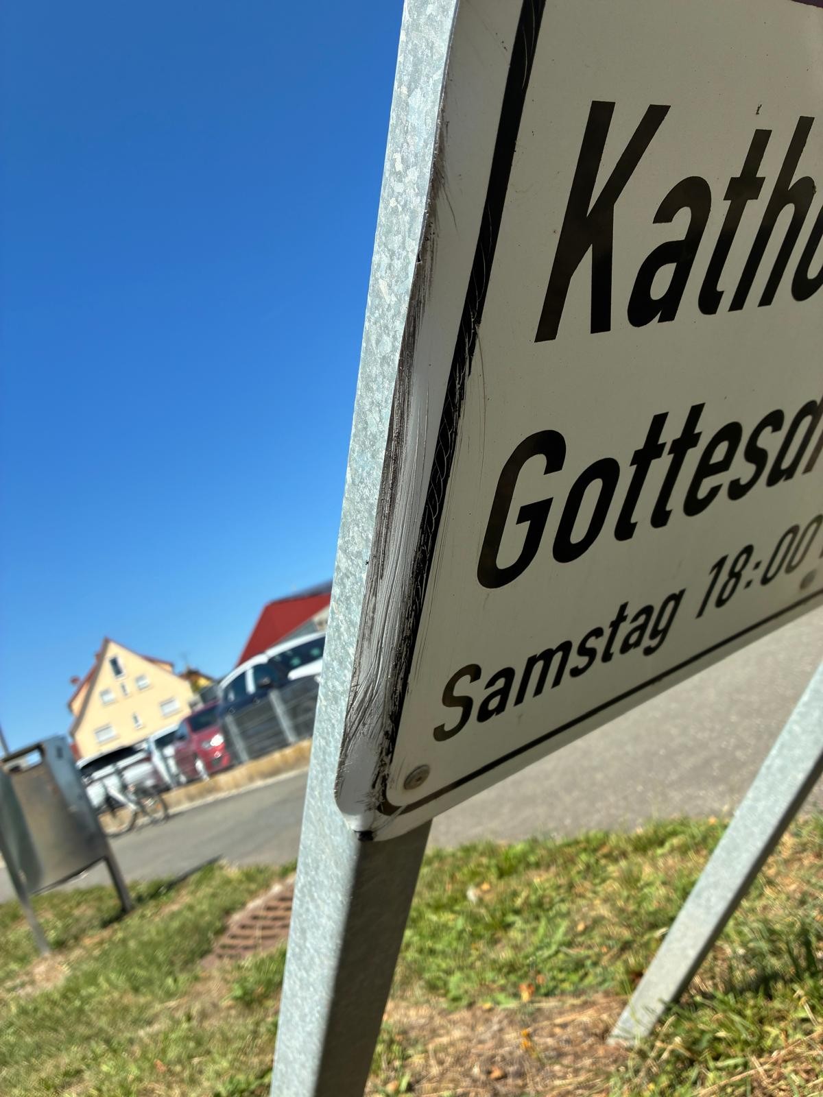 Kirchenschild1.jpg