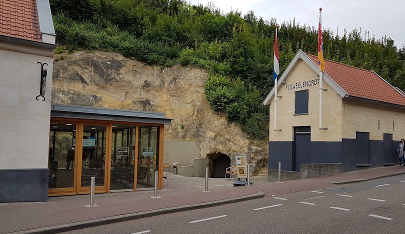 Exkursion zum Weihnachtsmarkt nach Valkenburg