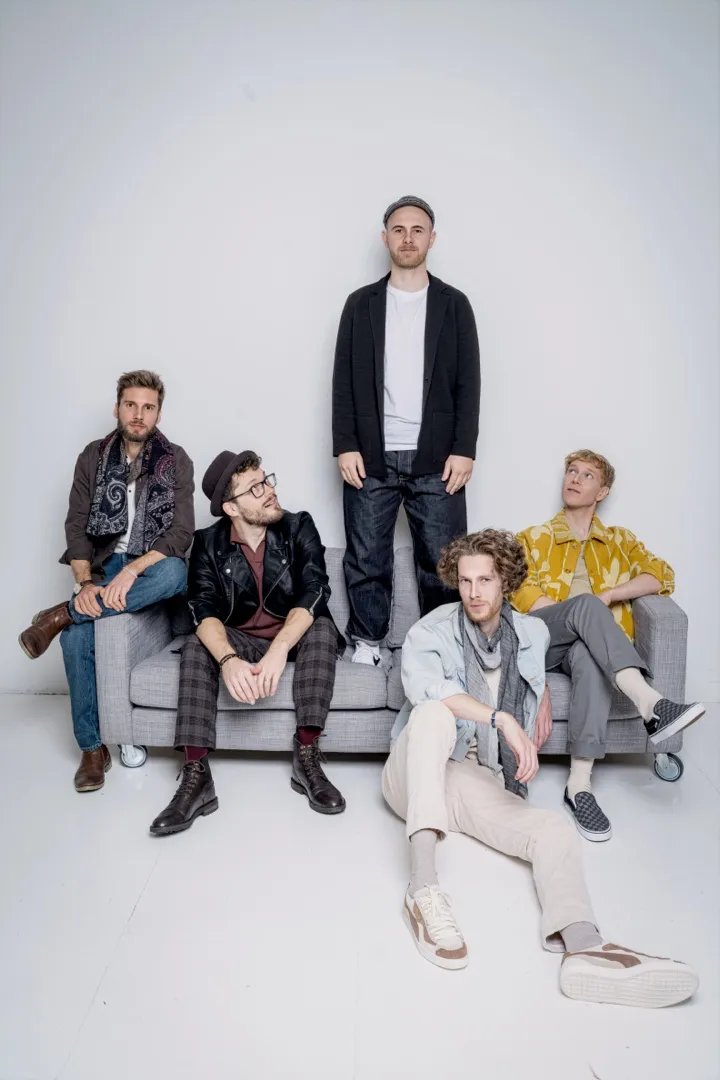 anders-so-kurz-davor-pop-a-cappella-thumbnail-a5c6438c.jpg