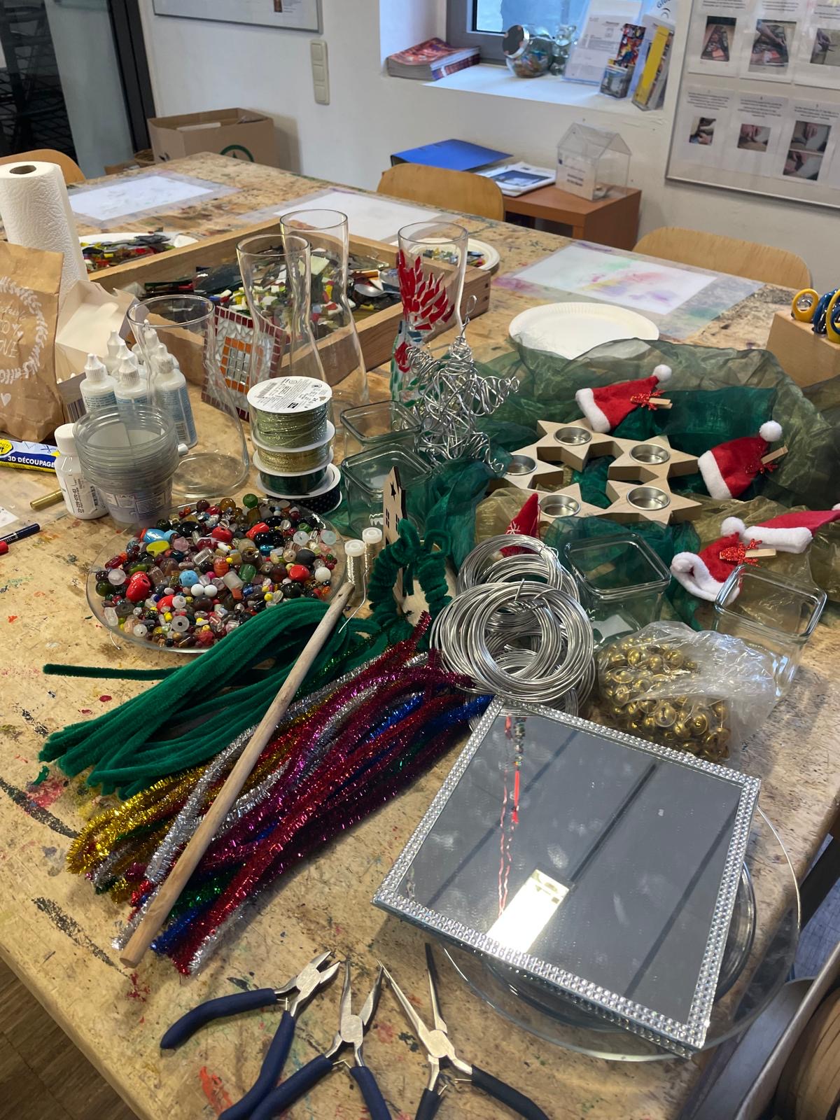 Workshop für Familien mit Kindern ab 6 Jahren: Nikolauswerkstatt im DGML
