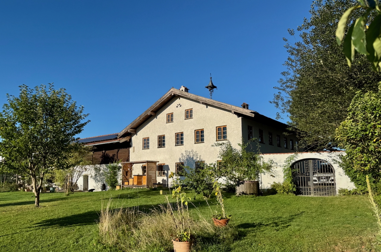 Hof von Osten.jpeg