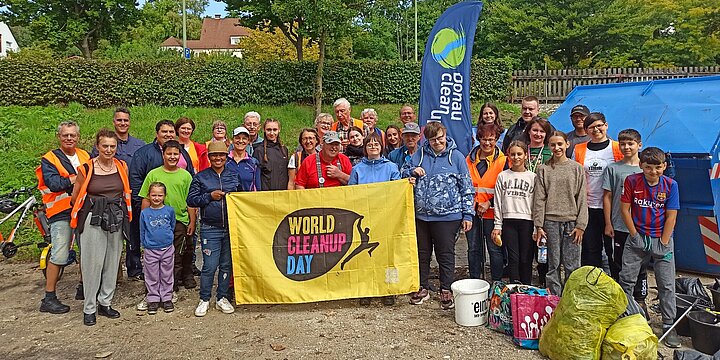 csm_Donau_Clean_Up_C._Kickum_71648bedd1.jpg