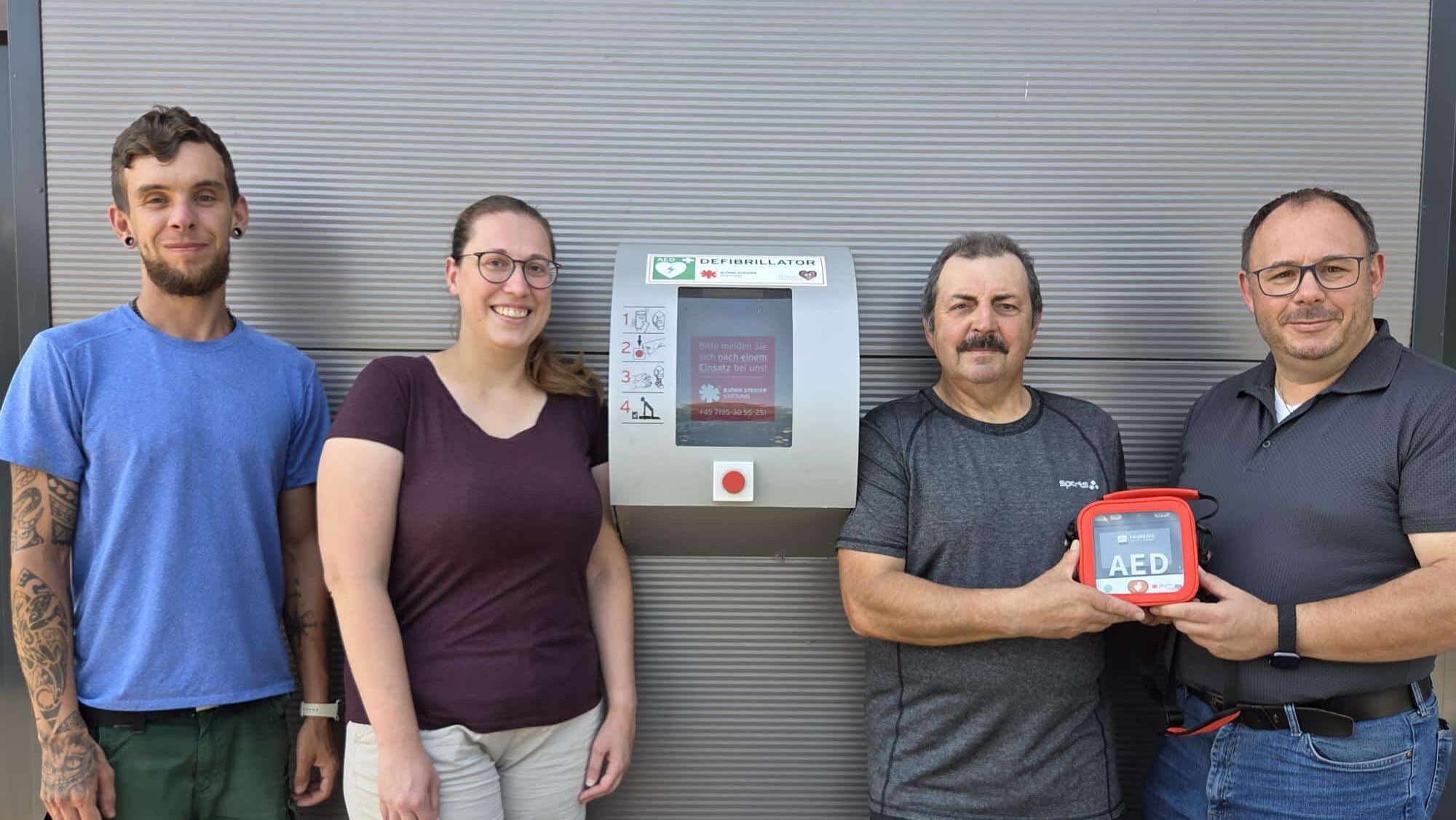 Neuer-Defibrillator-im-Friedhof-Zeitler-e1787304372433.jpg