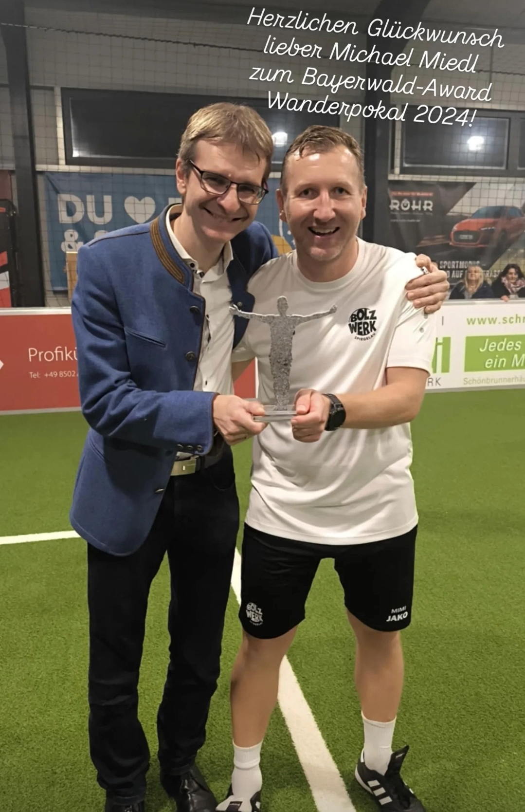 +++ Bayerwald-Award Wanderpokal für Michael Miedl +++