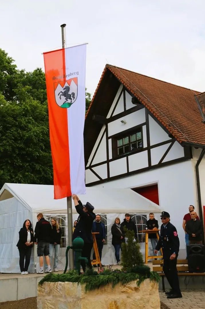 15333-brunnenubergabe-und-feuerwehrehrungen-attachment-45d50ad3.jpg